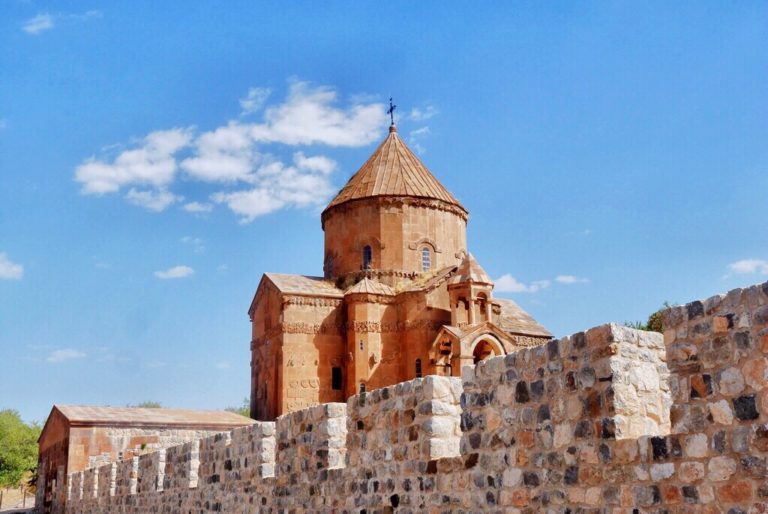 Armenians Fly from Istanbul to New York To Participate in Turkish Propaganda